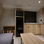 Premium Apart Monday Ginza East